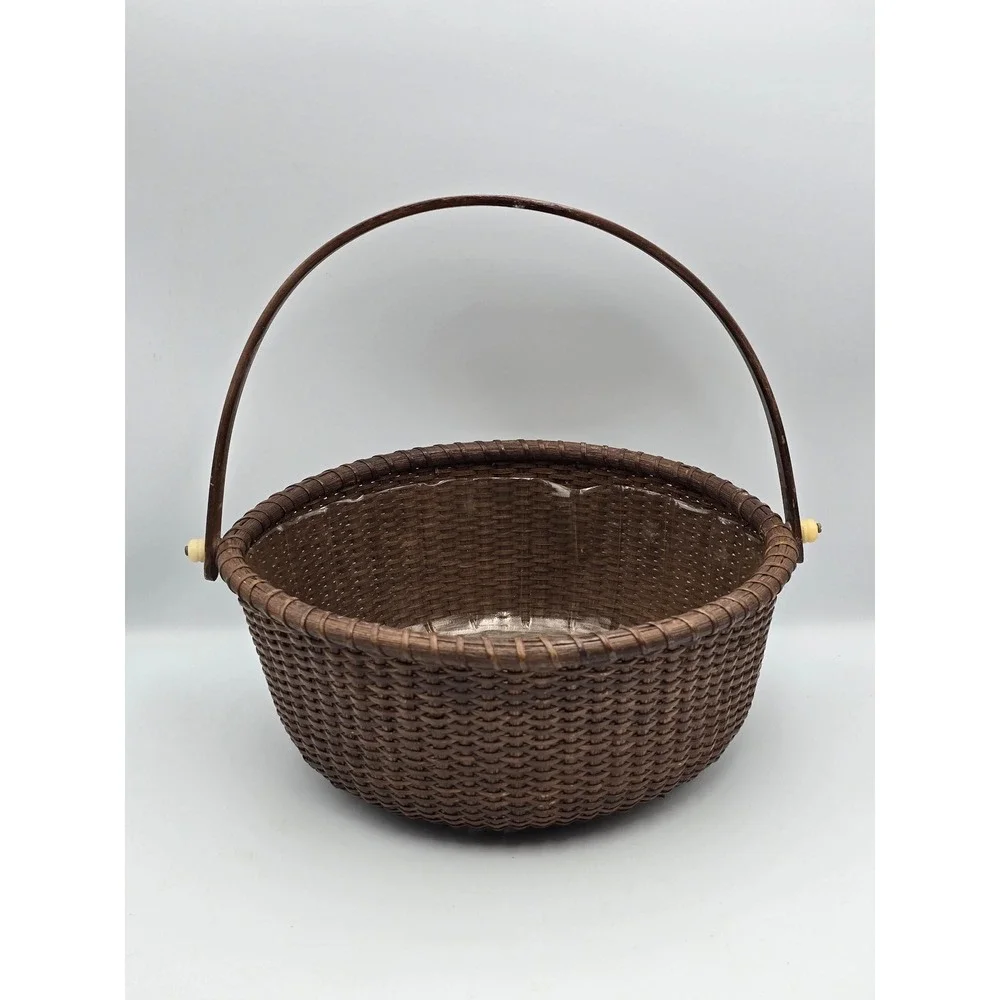 Nantucket Wicker Basket Home Decor Medium Brown Good Round Wood Handle Liner
